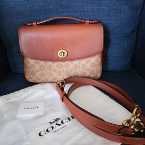 Coach Cassie in Signature Canvas